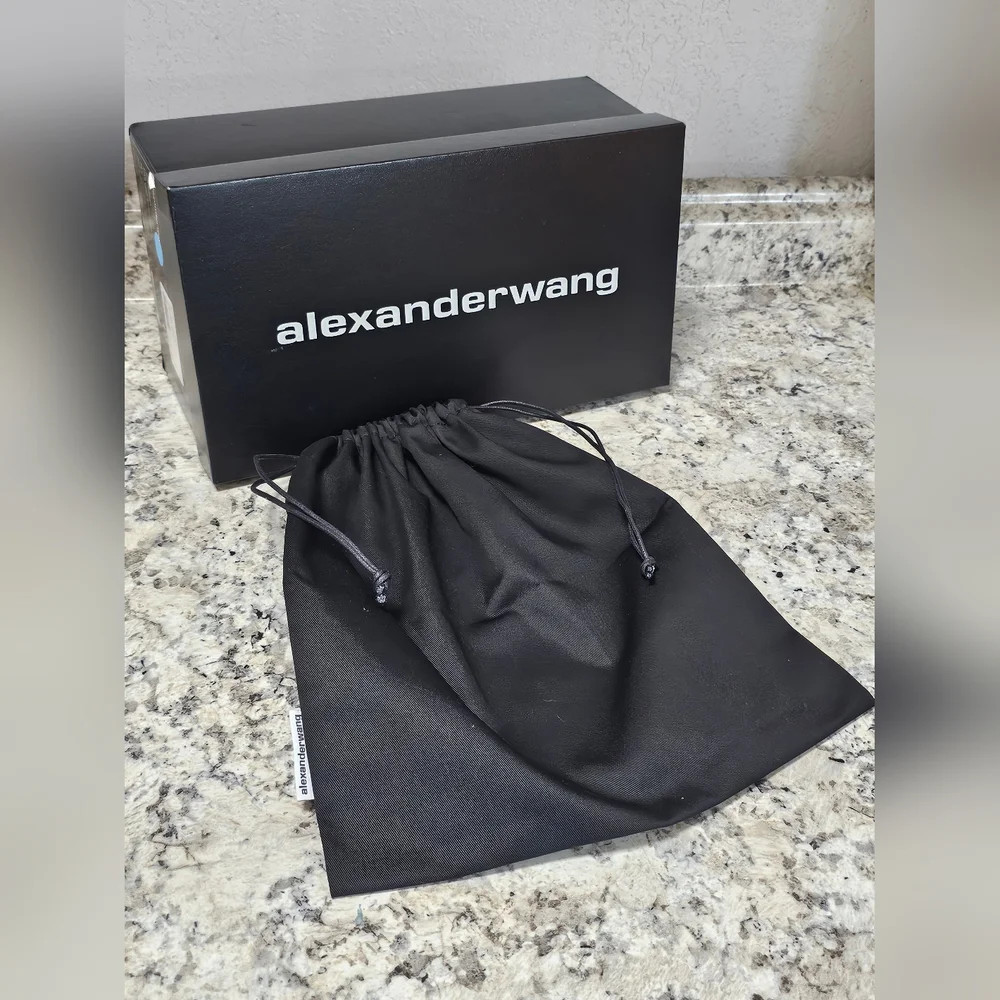 Alexander Empty Gift Box Storage Box - Picture 1 of 8